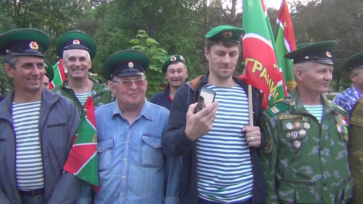 Кто празднует День пограничника?